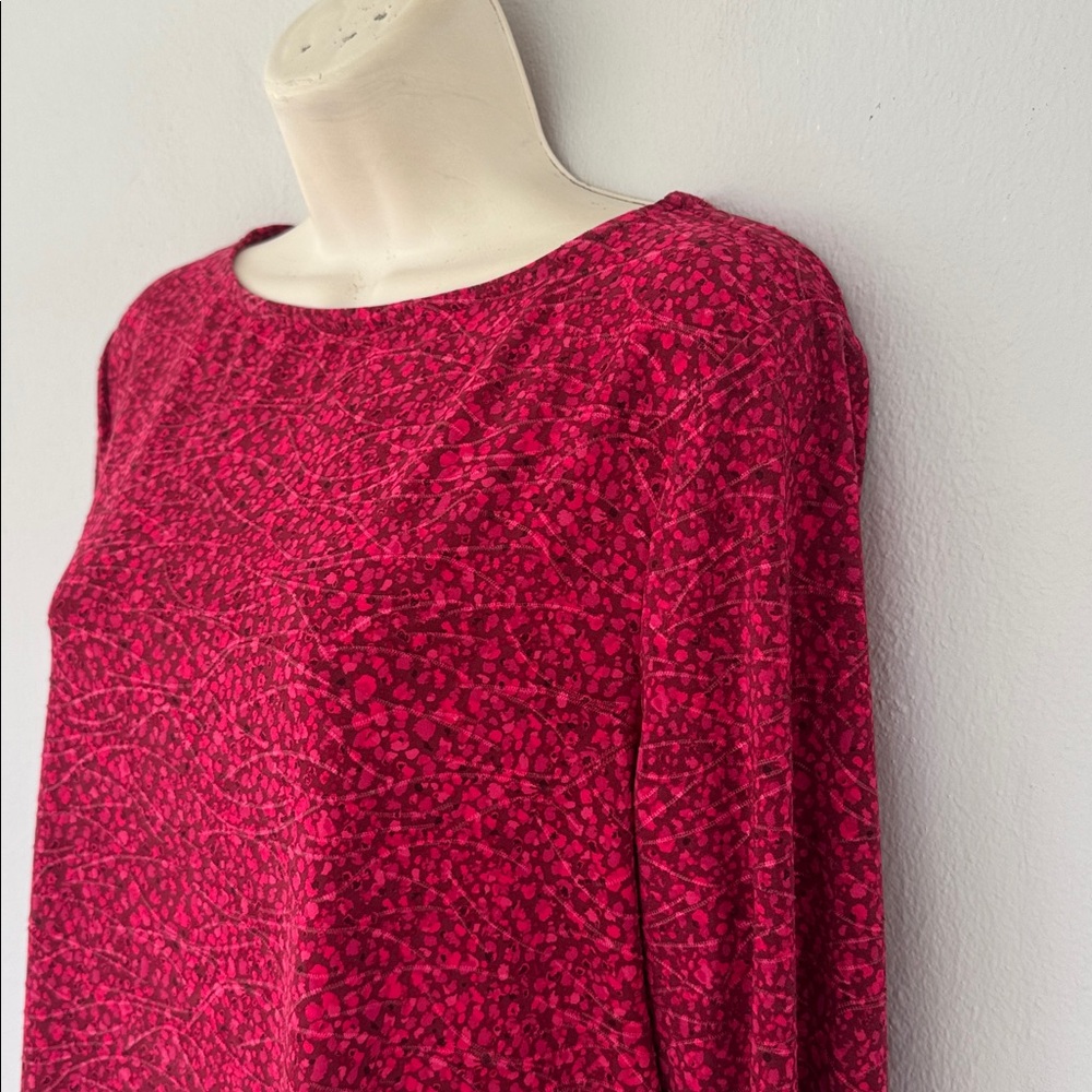 Croft & Barrow red abstract dot print 3/4 sleeve stretch top size petite medium - Picture 9 of 12